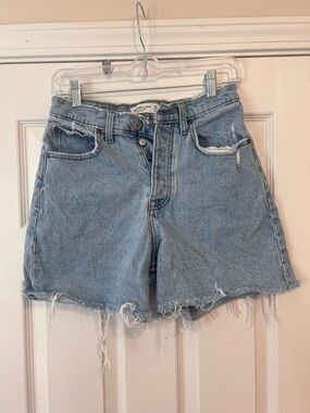 Abercrombie & Fitch Distressed Denim Shorts Frayed Hem Festival Summer 27 trendy